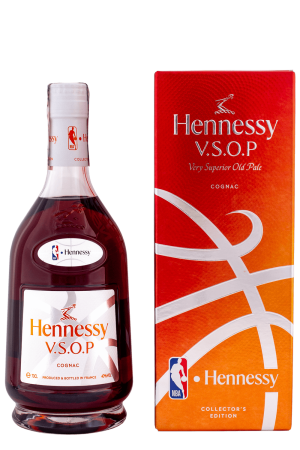 Hennessy V.S.O.P. NBA v Kartóne